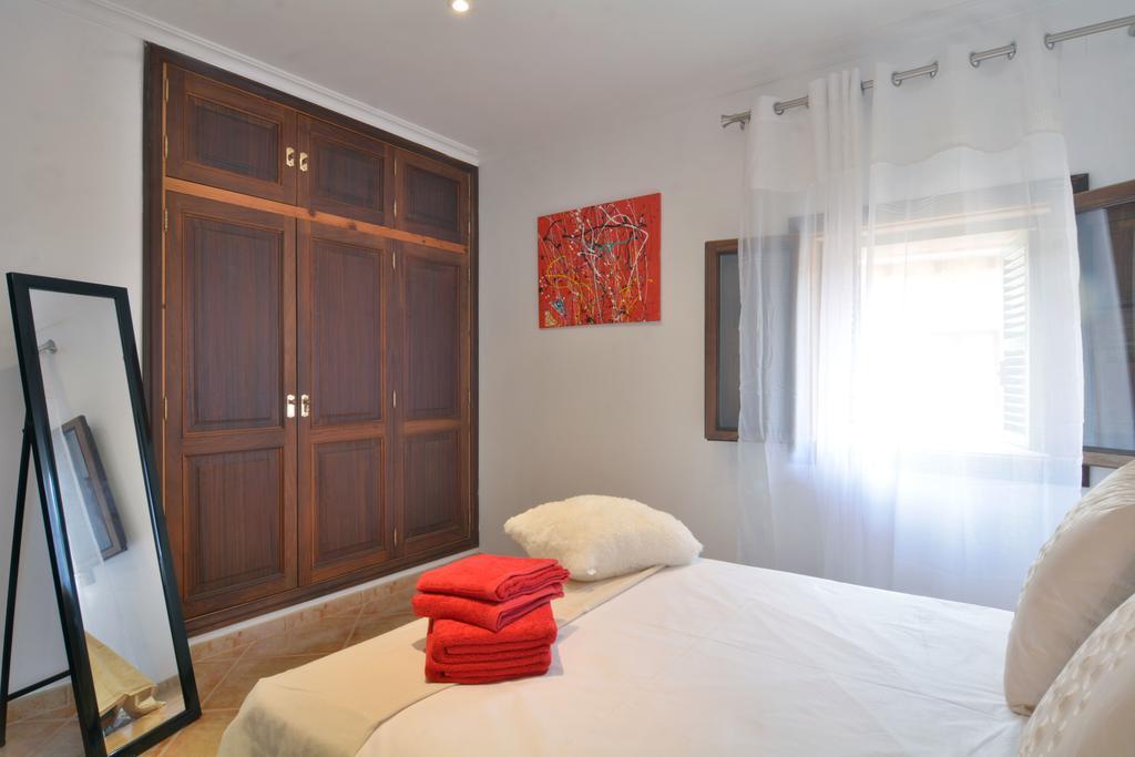 Mallorca Town House With Terrace Algaida  Zimmer foto